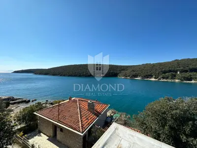 Kuća 228 m², Marčana - prvi red do mora - 20