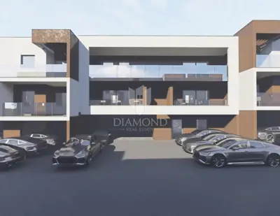 Stan 51 m², Pula Centar - 2 spavaće sobe i terasa - 3