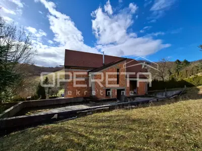 House for sale in Mala Gorica, 400 m² - 1