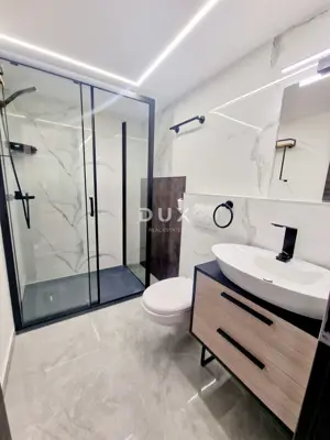 Wohnung 94 m², Rijeka Centar - 3 Apartments, Investition - 15