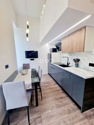 Wohnung 94 m², Rijeka Centar - 3 Apartments, Investition - 14