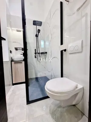 Wohnung 94 m², Rijeka Centar - 3 Apartments, Investition - 5