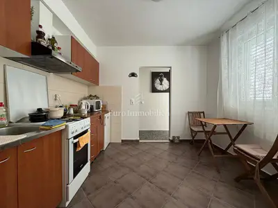 Apartmanska kuća 250 m², Promajna - 4 apartmana i terasa - 21