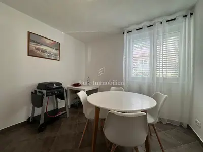 Apartmanska kuća 250 m², Promajna - 4 apartmana i terasa - 19