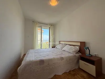 Apartmanska kuća 250 m², Promajna - 4 apartmana i terasa - 16