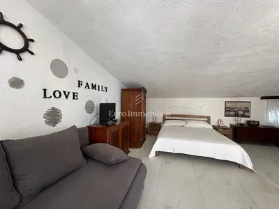 Apartmanska kuća 250 m², Promajna - 4 apartmana i terasa - 3