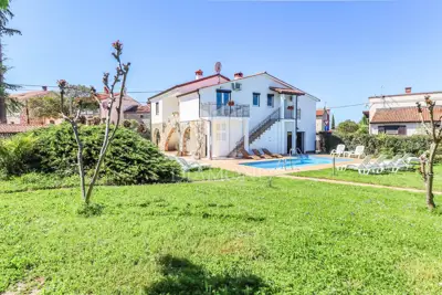 Haus 300 m², Poreč - Pool und großes Grundstück - 3