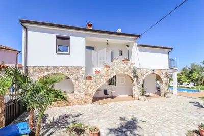 Haus 300 m², Poreč - Pool und großes Grundstück - 2