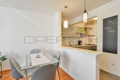 Stan 90 m², Trešnjevka - Sjever, garažno mjesto i balkon - 6