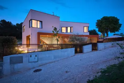 Moderne Doppelhaushälfte unweit des Meeres, Poreč, Istra - 9