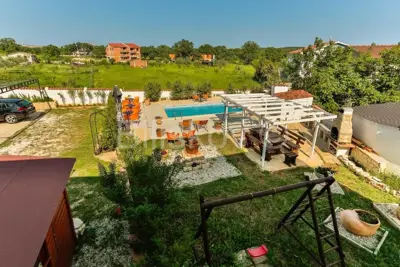 Medulin, vila sa bazenom, 3 uređena studio apartmana - 16