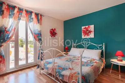 Medulin, vila sa bazenom, 3 uređena studio apartmana - 11