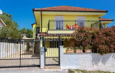 Medulin, vila sa bazenom, 3 uređena studio apartmana - 14