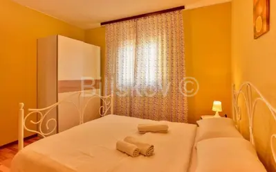 Medulin, vila sa bazenom, 3 uređena studio apartmana - 7