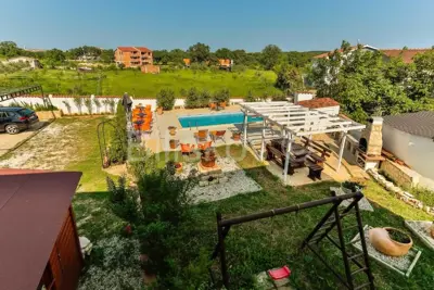 Medulin, vila sa bazenom, 3 uređena studio apartmana - 16