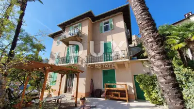 Wohnung 200 m², Opatija - Centar, Maisonette in einer Villa in Meeresnähe - 2