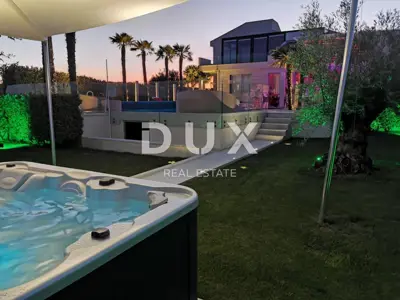 Villa 280 m², Potočnica - Meerblick und beheizter Pool - 4
