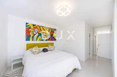 Villa 280 m², Potočnica - Meerblick und beheizter Pool - 9