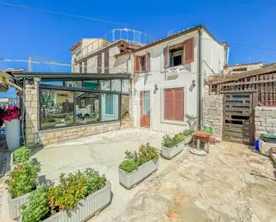 Kuća 124 m², Umag - stari grad, 1. red do mora - 13