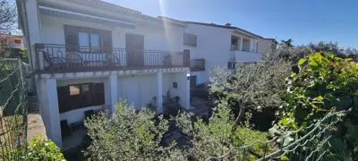 Haus 401 m², Fažana - Meerblick und 4 Apartments - 2
