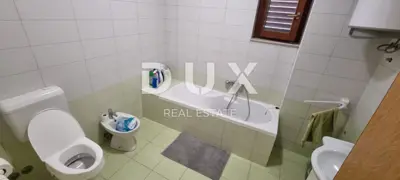 Haus 401 m², Fažana - Meerblick und 4 Apartments - 19