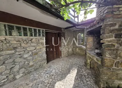 Stone house 221 m², Roč - quiet location and two covered terraces - 16