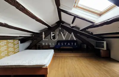 Stone house 221 m², Roč - quiet location and two covered terraces - 13