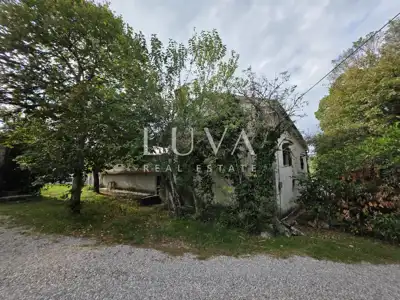 Stone house 221 m², Roč - quiet location and two covered terraces - 22