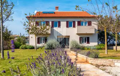 Bale, Umgebung, wunderschöne Villa mit Pool in ruhiger Lage - 3