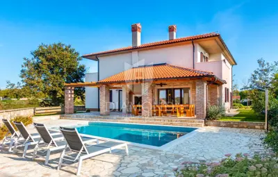 Bale, Umgebung, wunderschöne Villa mit Pool in ruhiger Lage