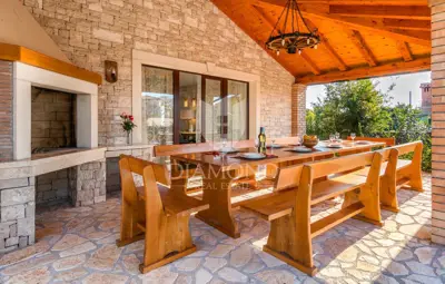 Bale, Umgebung, wunderschöne Villa mit Pool in ruhiger Lage - 7