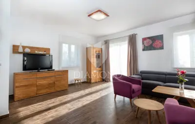 Bale, Umgebung, wunderschöne Villa mit Pool in ruhiger Lage - 13
