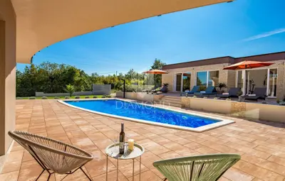 Villa 208 m², Labin - Pool und Wellnessbereich - 9