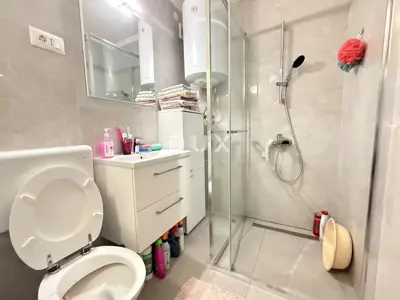 Studio apartment 25.5 m², Drenova - quiet street and greenery - 5