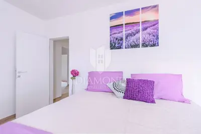 Kuća 615 m², Svetvinčenat - bazen i okućnica - 15