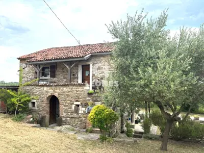 Kamena kuća, Buje-Baredine, pogled na more i mirno okruženje