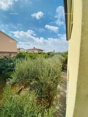 Kuća 146 m², Pula - Arsenal, 6 spavaćih soba - 20