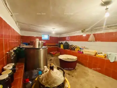 Kuća 146 m², Pula - Arsenal, 6 spavaćih soba - 8