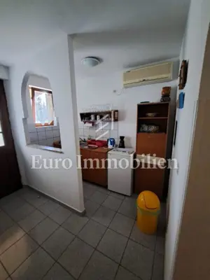 Haus 400 m², Njivice - Meerblick und Grundstück 1.280 m² - 14