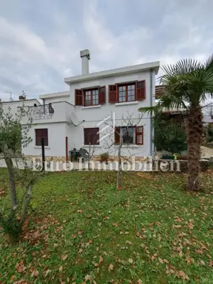 Haus 400 m², Njivice - Meerblick und Grundstück 1.280 m² - 4