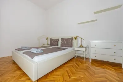 Stan 97 m², Rijeka Centar - secesijska zgrada - 8