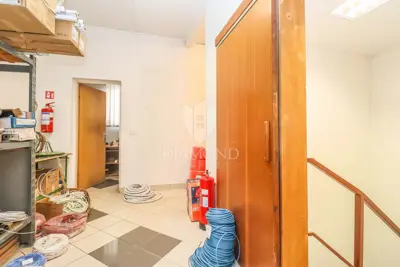 Commercial space 407 m², Pula Centar, storefront along the main road - 4