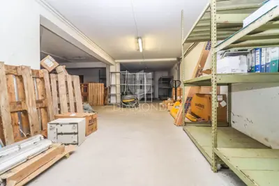 Commercial space 407 m², Pula Centar, storefront along the main road - 10