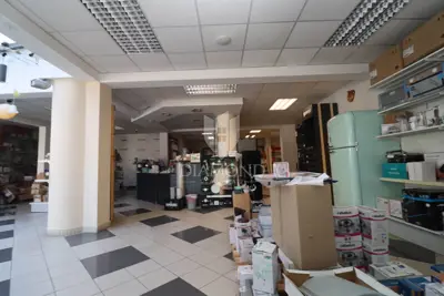 Commercial space 407 m², Pula Centar, storefront along the main road - 8