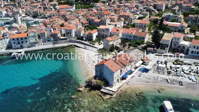 Kuća, Otok Vis, 180 m², 1 200 000 € - 2