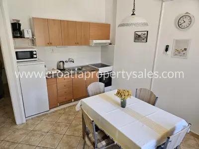 Kuća, Otok Vis, 180 m², 1 200 000 € - 10