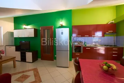 Zwei Apartmentobjekte, Vodice, ruhige Lage in Meeresnähe - 7