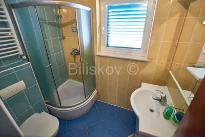 Zwei Apartmentobjekte, Vodice, ruhige Lage in Meeresnähe - 16