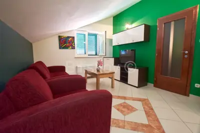 Zwei Apartmentobjekte, Vodice, ruhige Lage in Meeresnähe - 9