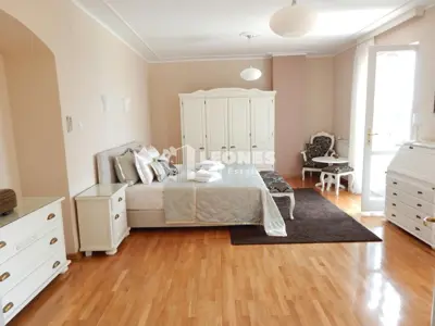 Villa 480 m², Umag - first row to the sea and pool - 20